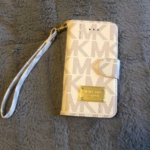 iPhone 6S Michael Kors case